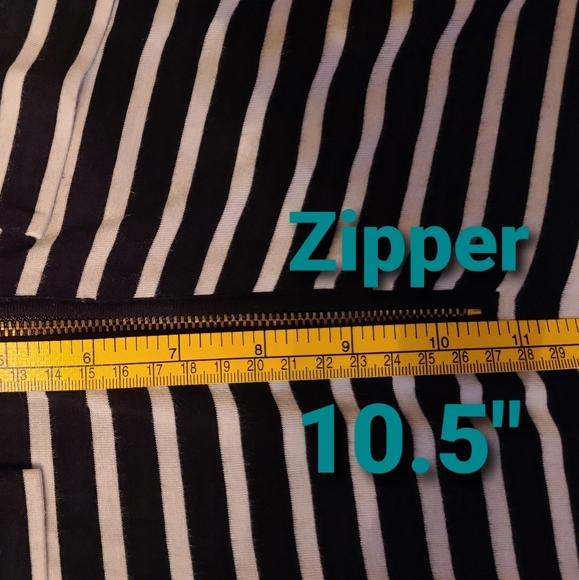 🍒2/$30-Striped Calvin Klein tunic - Picture 13 of 15